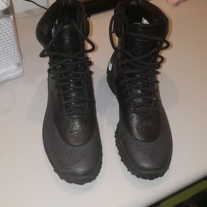 Nike snow/ rain boots